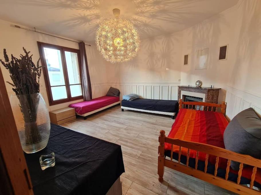 Grand Appart - Avec Terrasse Reims Eksteriør bilde